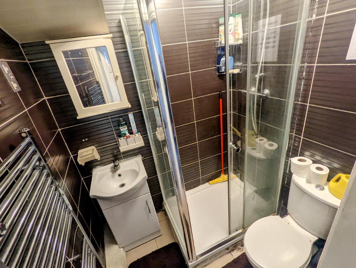 Affordable Private Rooms In Wembley 伦敦 外观 照片